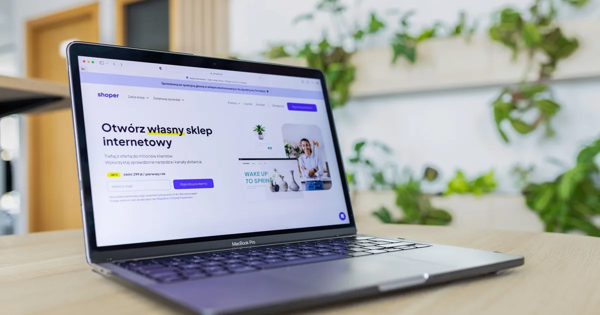 Laptop displays e-commerce site, reflecting localization impact on conversion.